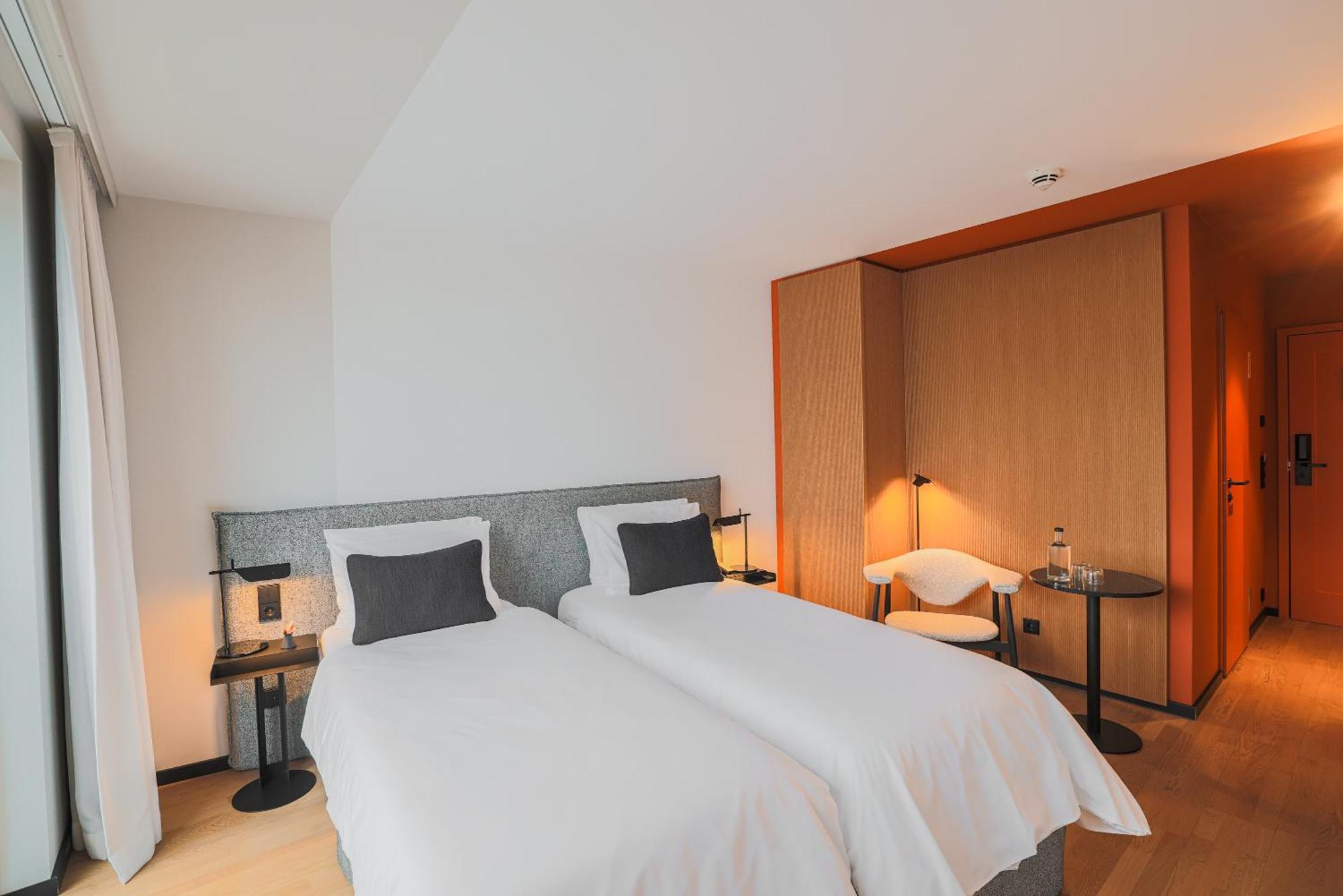 H'otello B'01 Hotel 4*