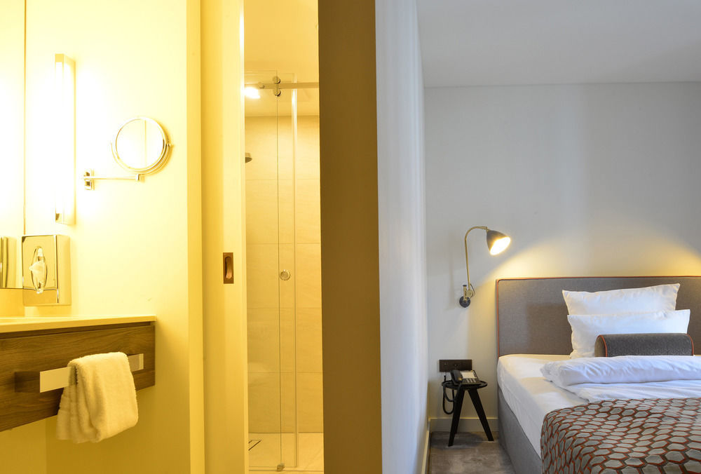 H'otello B'01 Hotel